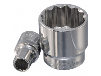 Головка торцевая 12 гранная 1/2"DR 10 мм., Ombra 112310